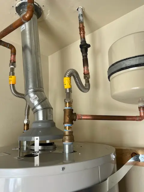 Water heater installation and plumbing repair in Stonebrook Farms